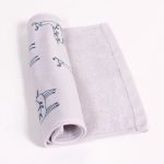 Hand Towel with Llama Pattern 25×50 cm
